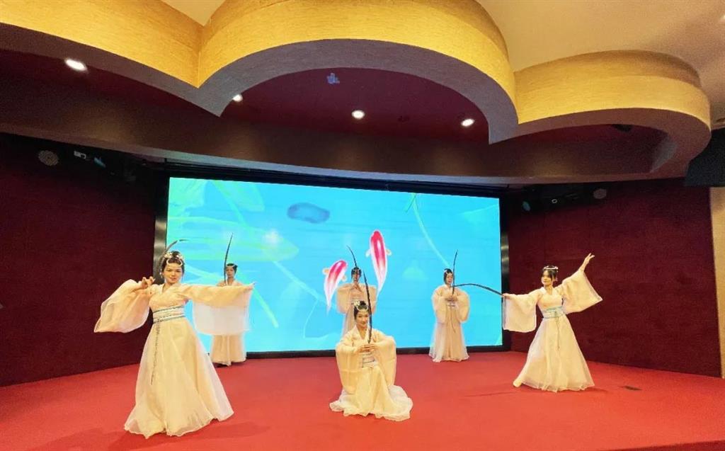 J9���λ�-������Ϸ��һƷ��