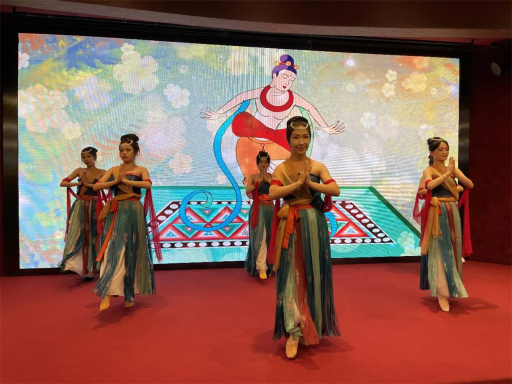 J9���λ�-������Ϸ��һƷ��