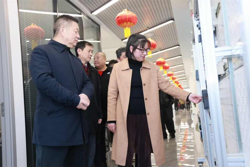 J9���λ�-������Ϸ��һƷ��